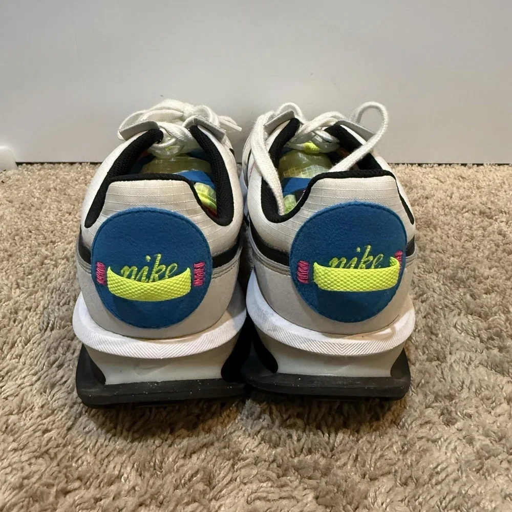 Nike Air Max Shoes Mens Size 11 White Running Sneakers DZ4399-100 Athletic